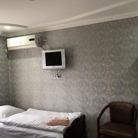 Guest House Tasunia Кутаиси Экстерьер фото