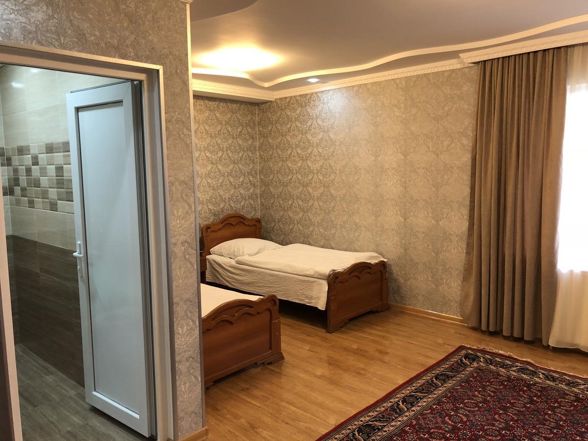 Guest House Tasunia Кутаиси Экстерьер фото